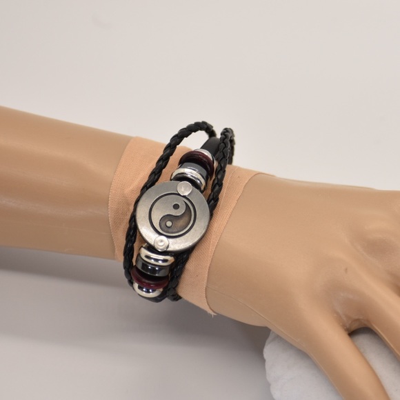 Yin Yang Bracelet! - Picture 8 of 8